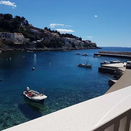Mare Korcula شقة