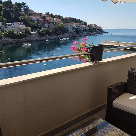 Mare Korcula شقة